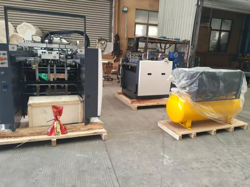 La nueva máquina laminadora automática de prerrevestimiento Star YFMA-760 pronto se enviará a un cliente en Arabia Saudita.